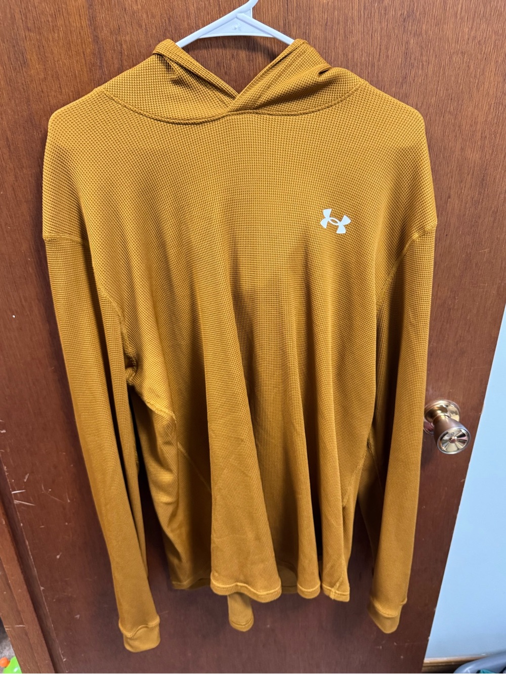 Under Armour men’s loose fit long sleeve waffle knit hoodie